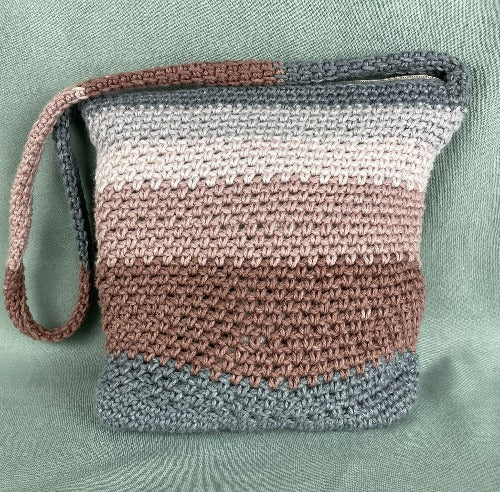 Crocheted Shaded Pink & Gray handbag